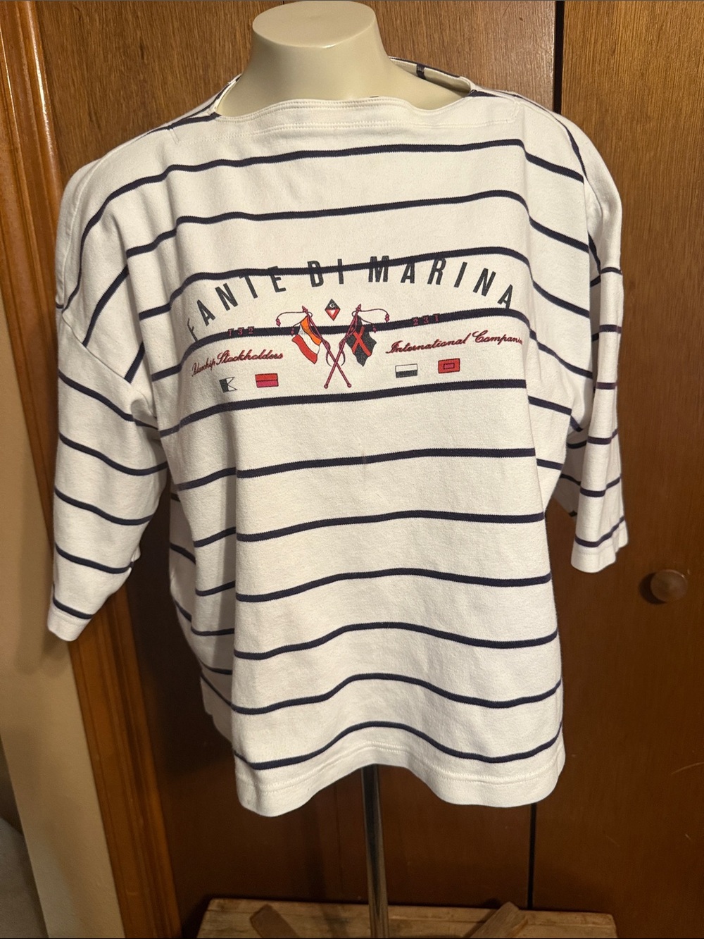 GENER R A Striped Short Sleeve Tee in White & Navy with Nautical Logo